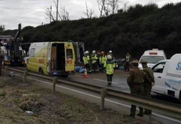 Vuelca autobús de pasajeros en Chile; al menos 6 muertos
