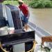 Protección Civil evacua a adultos mayores ante inundaciones en Jonuta